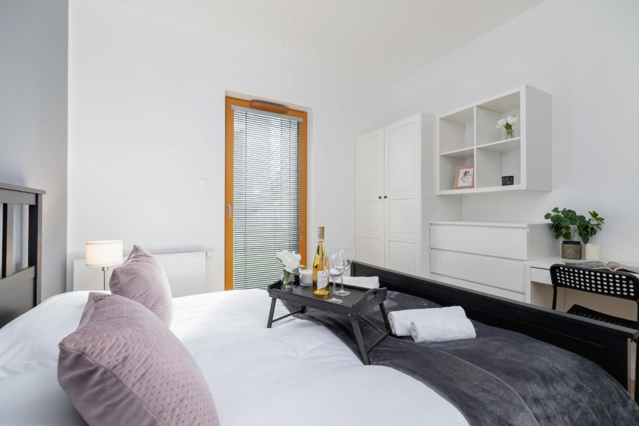 Luxurious Apartment Rakowicka Krakow By Renters Prestige Εξωτερικό φωτογραφία